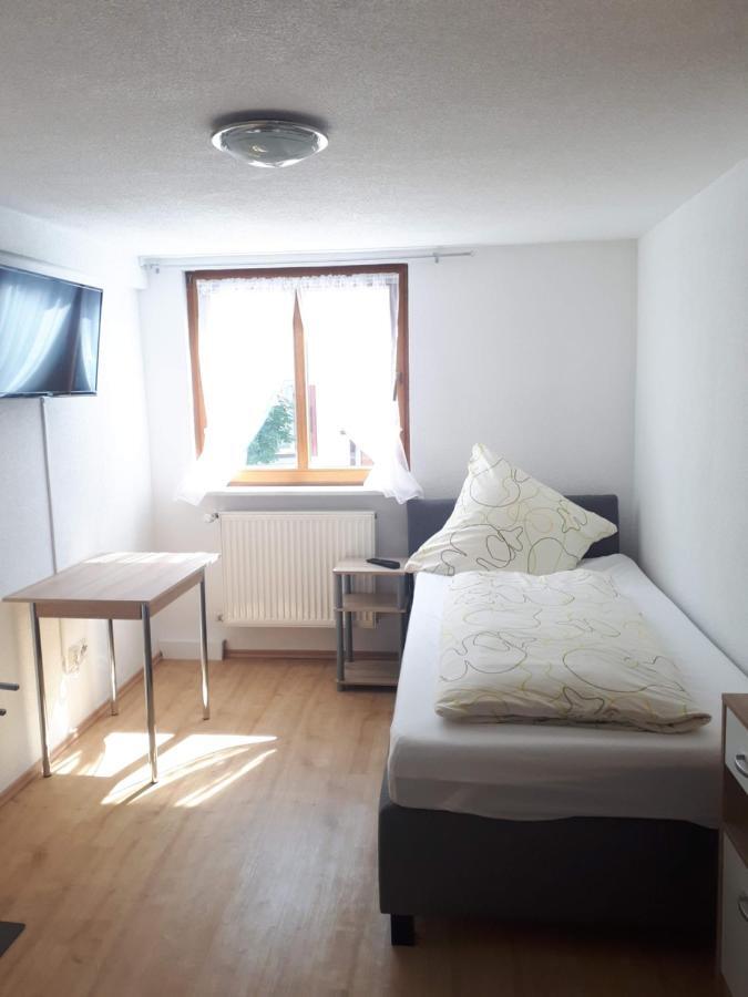 Gaestehaus Pension Waldhorn Weilen unter den Rinnen 외부 사진